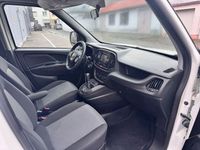 Gebraucht Fiat Doblò 120 PS (88 kW) 2018 Weiß Van / Kleinbus