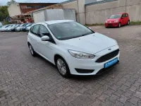 Gebraucht Ford Focus Trend 125 PS (91 kW) 2016 Weiß Limousine