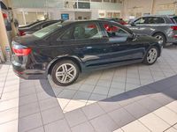 Gebraucht Audi A4 Sport 150 PS (110 kW) 2019 Schwarz Limousine