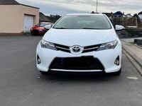 Gebraucht Toyota Auris Executive 132 PS (97 kW) 2014 Weiß Limousine