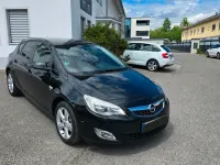 Gebraucht Opel Astra 87 PS (63 kW) 2012 Schwarz Kleinwagen