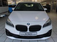 Gebraucht BMW 218 Advantage 140 PS (102 kW) 2018 Mineralweiss metallic Van / Kleinbus