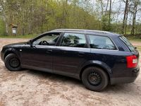 Usata Audi A4 101 CV (74 kW) 2002 Blu Station wagon