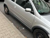 Second-hand Opel Corsa 75 CP (55 kW) 2006 Argintiu Berlinǎ