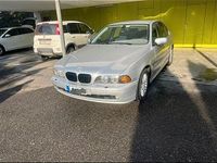 Gebraucht BMW 525 163 PS (119 kW) 2002 Silber Limousine