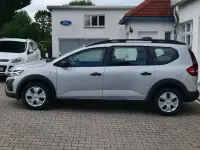Gebraucht Dacia Jogger Essentiel 101 PS (74 kW) 2023 Grau Van / Kleinbus