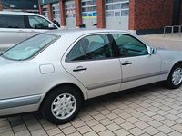 Gebraucht Mercedes E240 170 PS (125 kW) 2000 Silber Limousine