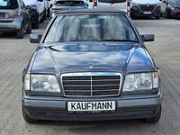 Gebraucht Mercedes E220 150 PS (110 kW) 1996 Grau Cabrio