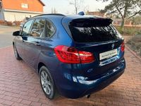 Gebraucht BMW 218 Basis 136 PS (100 kW) 2014 Blau Kombi