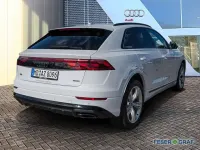 Gebraucht Audi Q8 S-Line 286 PS (210 kW) 2025 Gletscherweiß metallic SUV