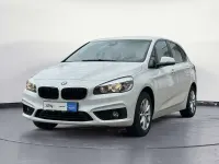 Gebraucht BMW 220 Advantage 192 PS (141 kW) 2017 Alpinweiß Van / Kleinbus
