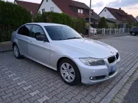 Gebraucht BMW 318 143 PS (105 kW) 2009 Silber Limousine