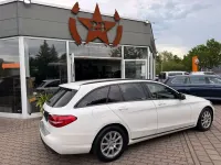 Gebraucht Mercedes C180 156 PS (114 kW) 2017 Polarweiss Kombi
