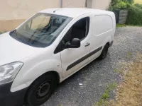 Gebraucht Peugeot Partner 100 PS (73 kW) 2016 Weiß