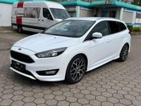 Używany Ford Focus Titanium 182 KM (133 kW) 2015 Biały Kombi