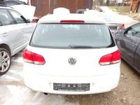 Gebraucht VW Golf VI Trendline 105 PS (77 kW) 2011 Candyweiss Kleinwagen