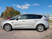 Gebraucht Ford S-MAX Business Edition 150 PS (110 kW) 2017 Silber Van / Kleinbus