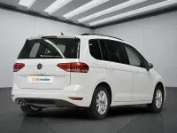 Neu VW Touran 150 PS (110 kW) 2025 Weiß Van / Kleinbus