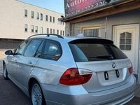 Gebraucht BMW 320 Advantage 177 PS (130 kW) 2007 Silber Kombi
