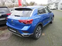 Gebraucht VW T-Roc Sportline 150 PS (110 kW) 2021 Ravennablau (metallic) SUV