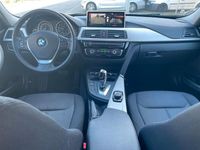 Gebraucht BMW 318 Advantage 136 PS (100 kW) 2017 Schwarz Kombi