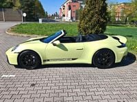 Gebraucht Porsche 911 Carrera Cabriolet 394 PS (289 kW) 2025 Gelb Cabrio