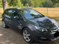 Gebraucht Opel Astra Edition 131 PS (96 kW) 2013 Kombi