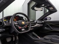 Gebraucht Ferrari 812 799 PS (587 kW) 2023 Violett Cabrio