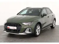 Używany Audi A3 Ambiente 150 KM (110 kW) 2025 Zielony Sedan/Limuzyna