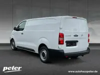 Gebraucht Opel Vivaro 120 PS (88 kW) 2025 Kaolin weiß Van / Kleinbus
