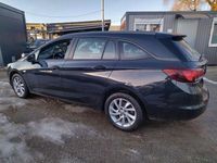 Gebraucht Opel Astra Edition 95 PS (69 kW) 2016 Schwarz Kombi