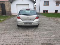 Gebraucht Opel Astra 116 PS (85 kW) 2009 Grau Kleinwagen