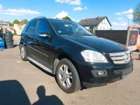 Gebraucht Mercedes ML320 224 PS (164 kW) 2006 Schwarz SUV