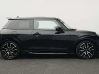 Gebraucht Mini John Cooper Works 204 PS (150 kW) 2025 Schwarz Kleinwagen