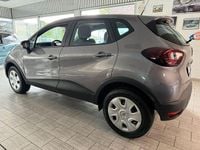 Gebraucht Renault Captur Life 90 PS (66 kW) 2018 Stahl  grau SUV