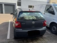 Gebraucht VW Polo 75 PS (55 kW) 2004 Grau Limousine