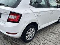 Gebraucht Skoda Fabia Active 60 PS (44 kW) 2019 Weiß Limousine