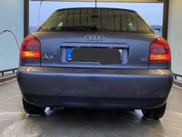 gebraucht Audi A3 1.6 Attraction Attraction