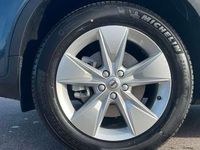 Neu Volvo XC40 Core 163 PS (119 kW) 2025 Blau SUV