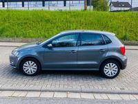 Gebraucht VW Polo Highline 90 PS (66 kW) 2016 Grau Limousine