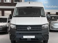 Gebraucht VW Crafter 163 PS (119 kW) 2024 Weiß Van