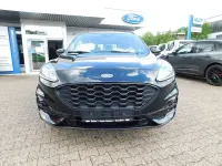 Gebraucht Ford Kuga ST-Line 150 PS (110 kW) 2022 Schwarz SUV