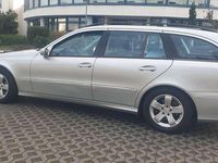 Gebraucht Mercedes E320 224 PS (164 kW) 2006 Iridiumsilber  metalliclack Kombi