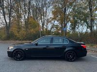 Gebraucht BMW 523 190 PS (139 kW) 2009 Schwarz Limousine