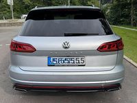 Gebraucht VW Touareg 286 PS (210 kW) 2018 Silber SUV