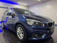 Gebraucht BMW 216 116 PS (85 kW) 2017 Mediterranblau metallic Van / Kleinbus