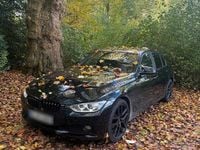 Second-hand BMW 318 143 CP (105 kW) 2013 Negru Berlinǎ