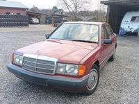 Gebraucht Mercedes 190 109 PS (80 kW) 1991 Rot Limousine