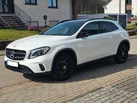 Gebraucht Mercedes GLA220 184 PS (135 kW) 2018 Weiß SUV