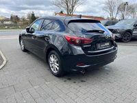 Gebraucht Mazda 3 Exclusive-Line 120 PS (88 kW) 2017 Onyxschwarz metallic (metallic) Limousine